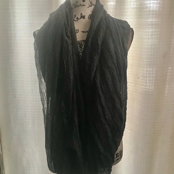 Gray Infinity Scarf. - Picture 2 of 9